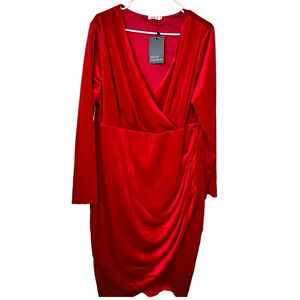 NWT Womens Plus Size V Neck Lightweight Stretch Velvet Wrap Dress